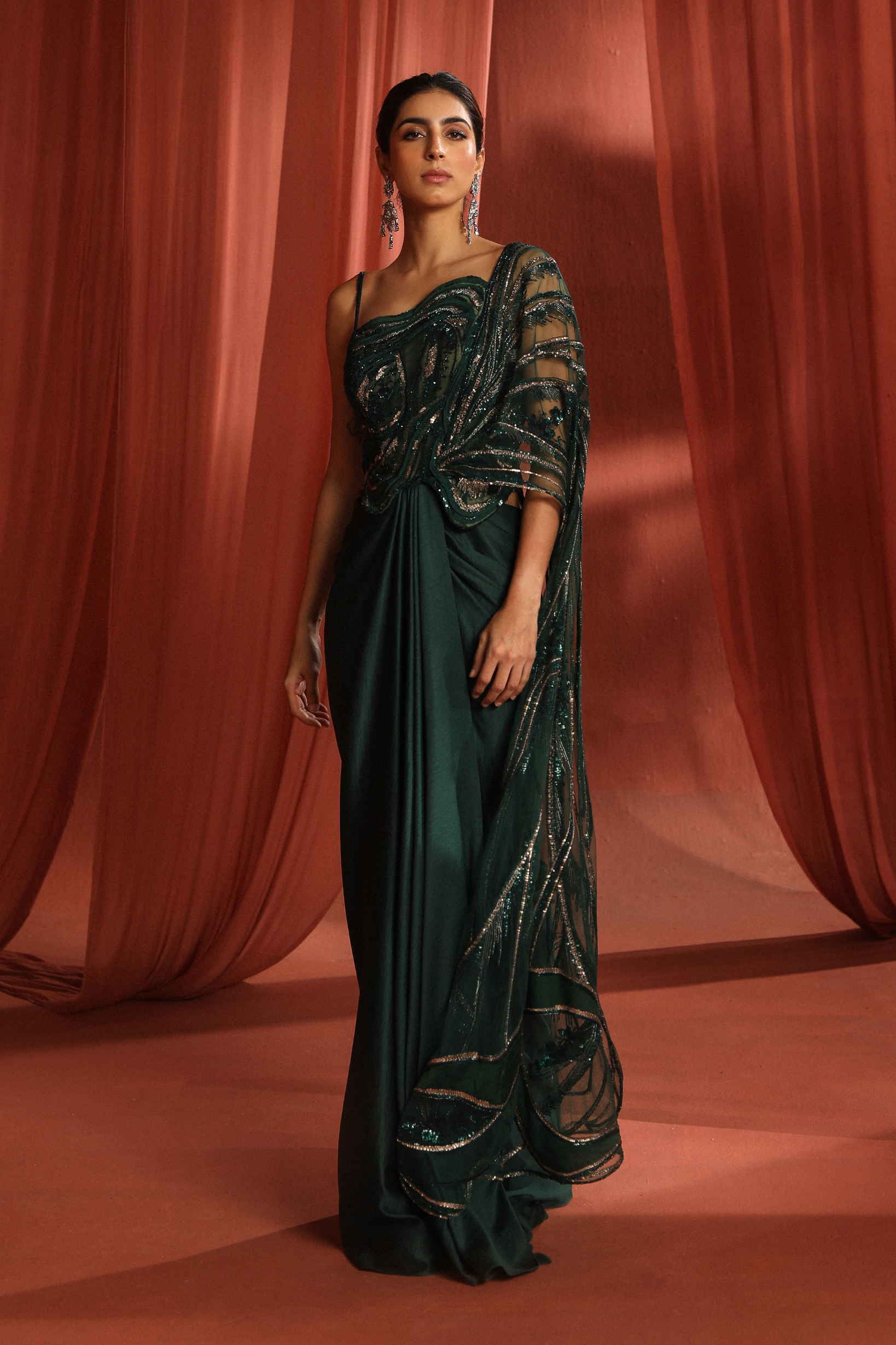Kompal Matta Kapoor in Green Binding Saree