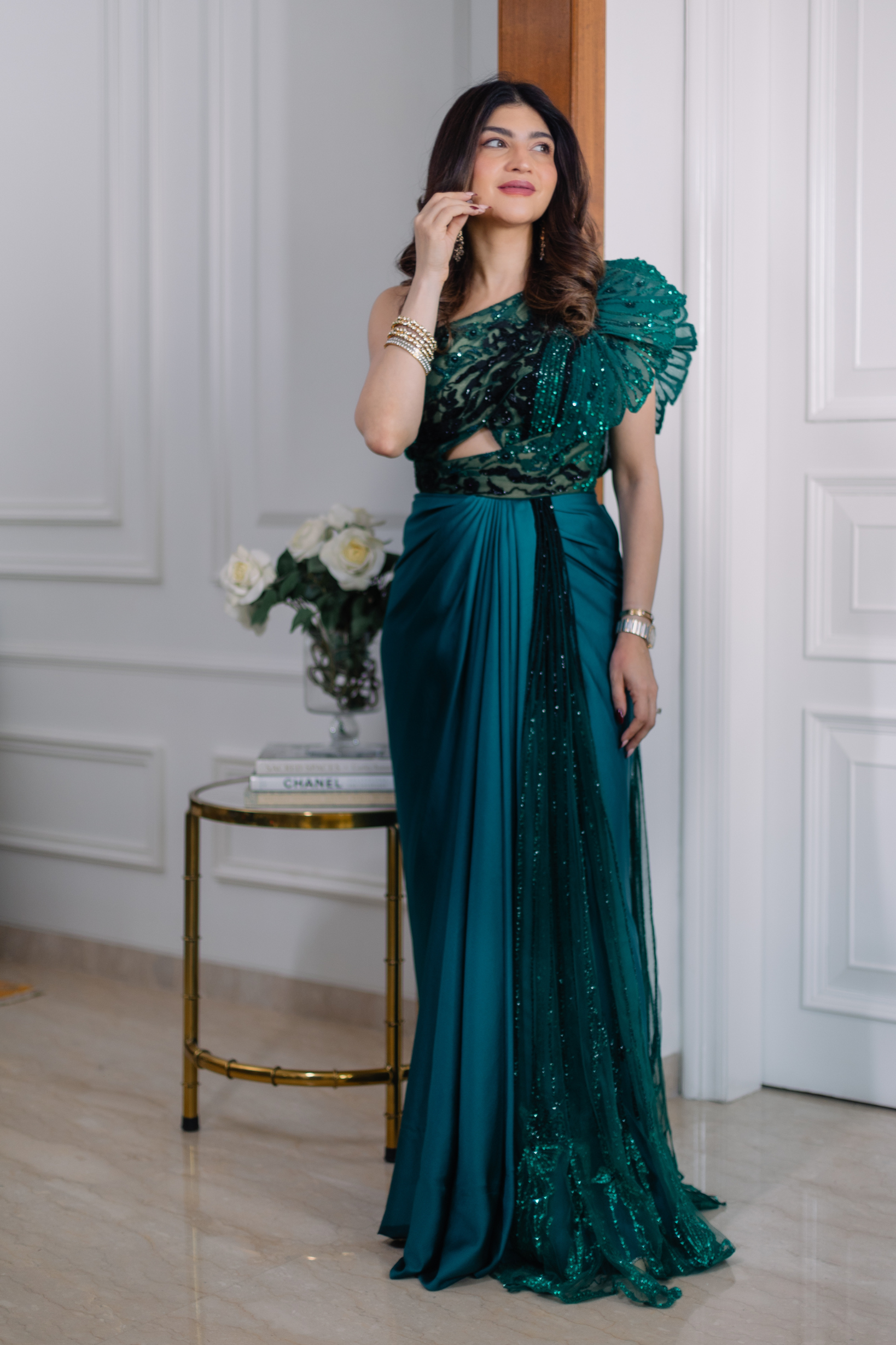Kushnaz turner in Glazed Wings Saree