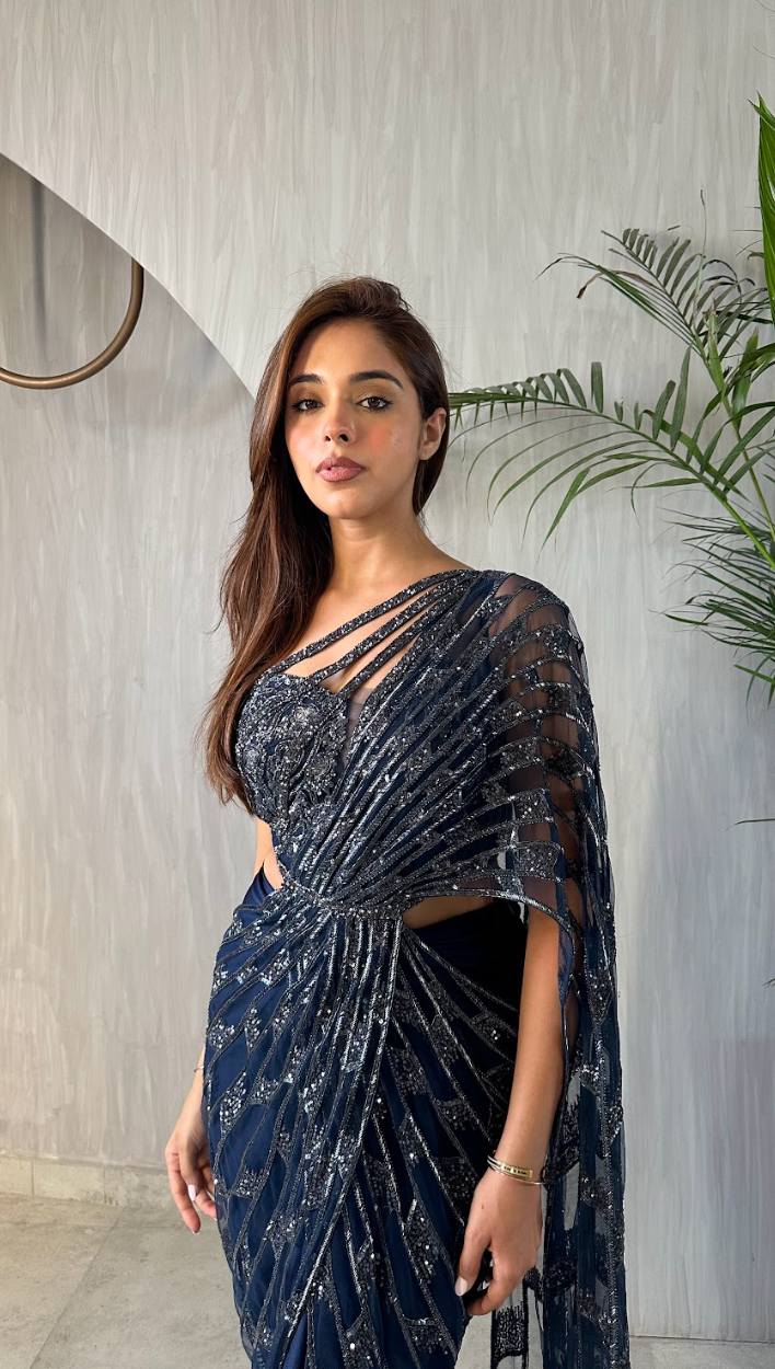 Priya dora in Midnight blue saree