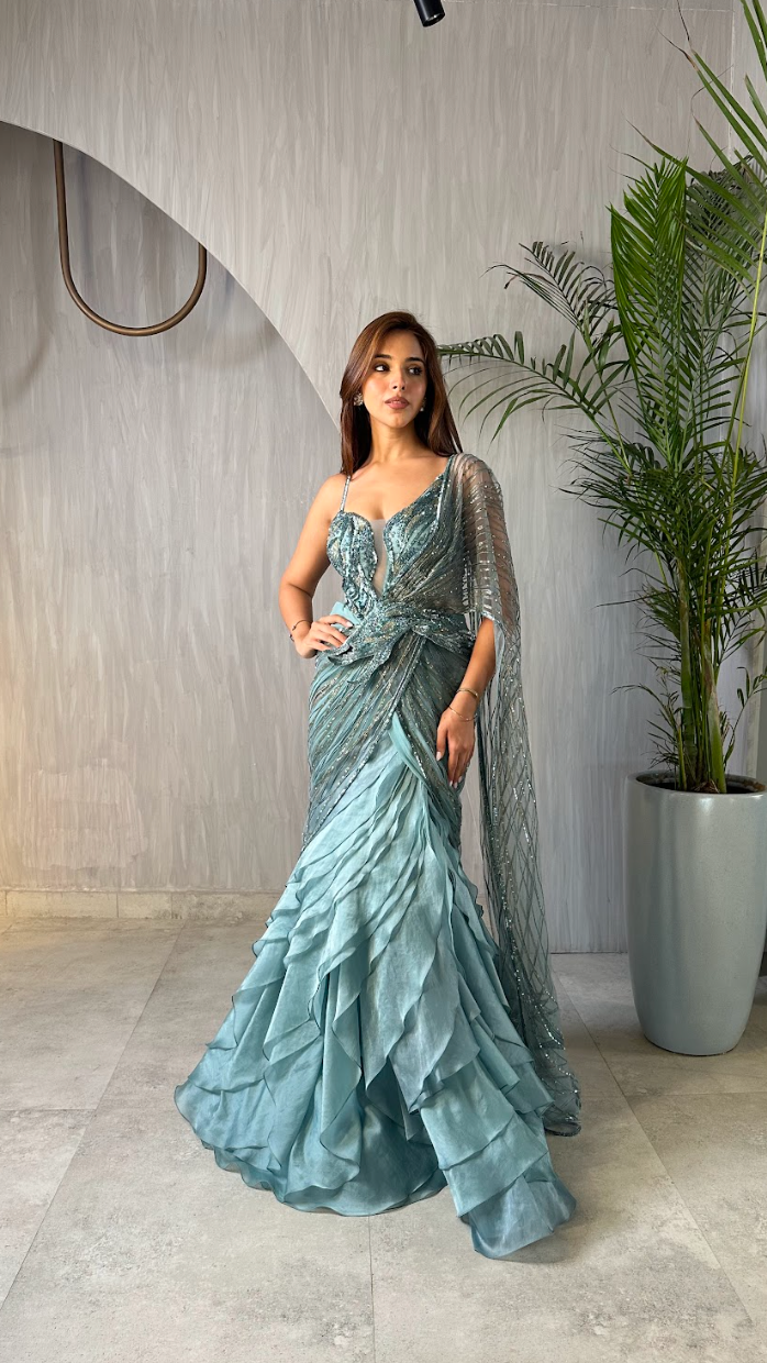 PRIYA DORA IN TWILIGHT TEAL STREAM SAREE